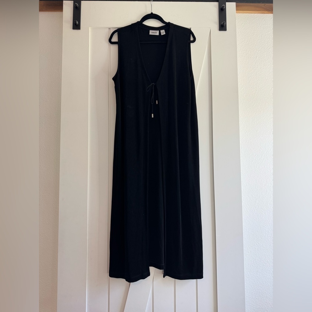 Chicos Travlers black Vest Cape with tie closure XL